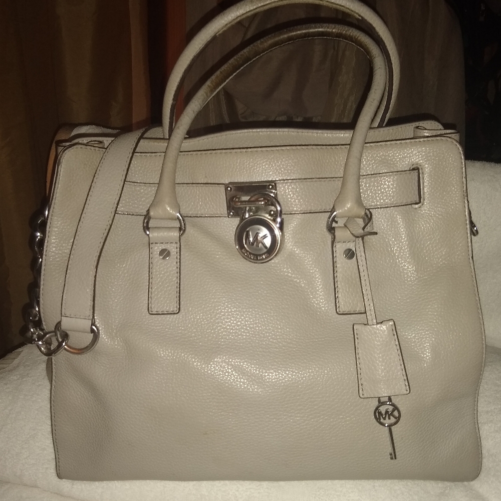 Michael Kors large Hamilton leather bag.